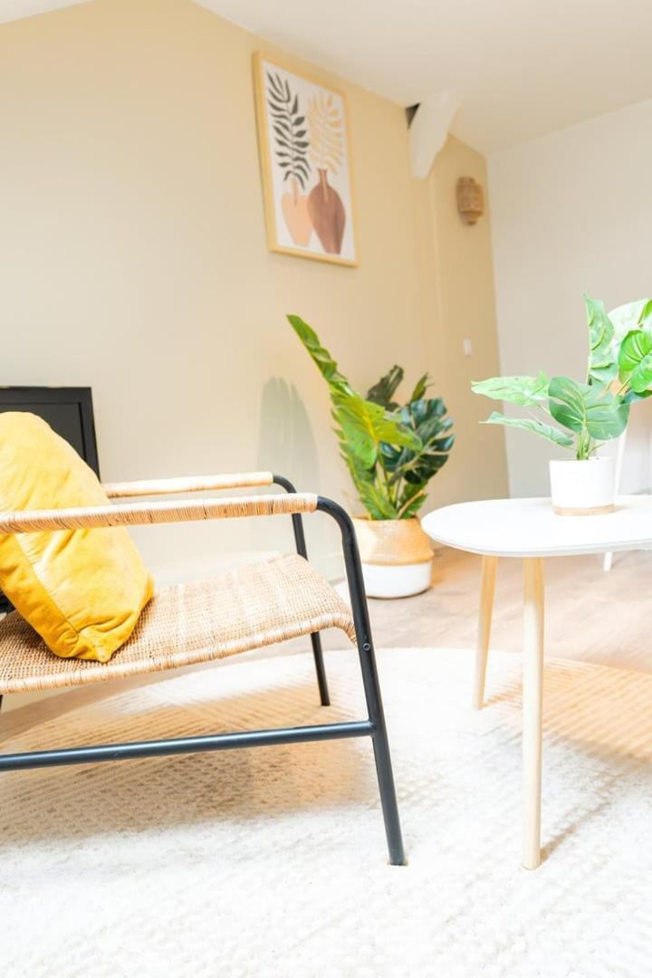 Duplex Confortable En Centre Avec 2 Chambres Chalons en Champagne Bagian luar foto